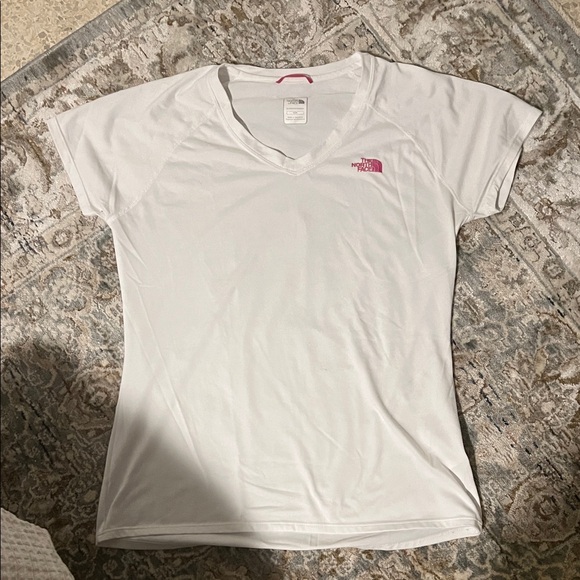 The North Face Women's White V-Neck Tee - Picture 2 of 5